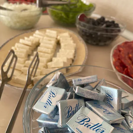 Хотел оникс