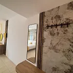 Onyx Kiten (Burgas)