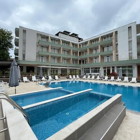 Onyx Hotel