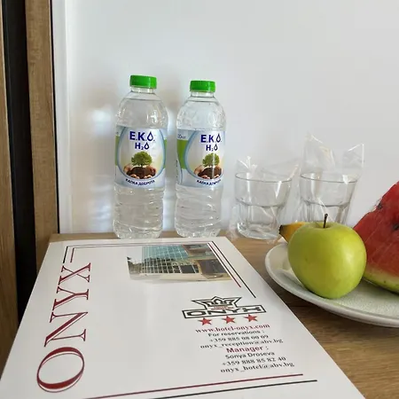 Onyx Готель Китен